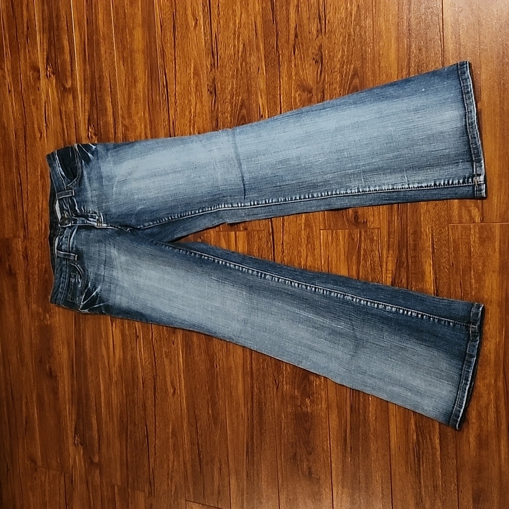 Jeans - Picture 3 of 4